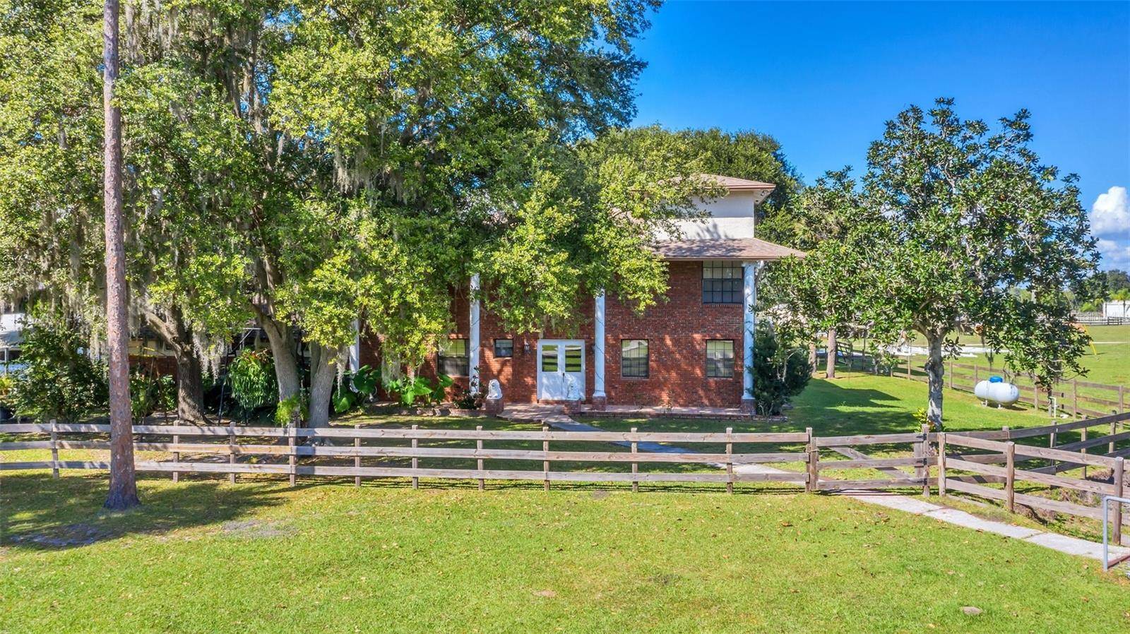3724 HICKORY TREE RD, St Cloud, FL 34772