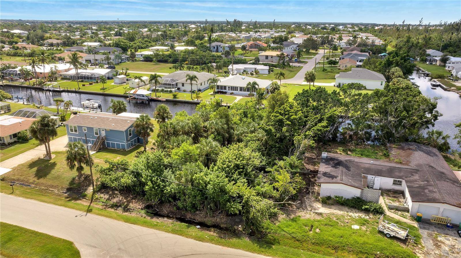 727 MARLIN DR, Punta Gorda, FL 33950