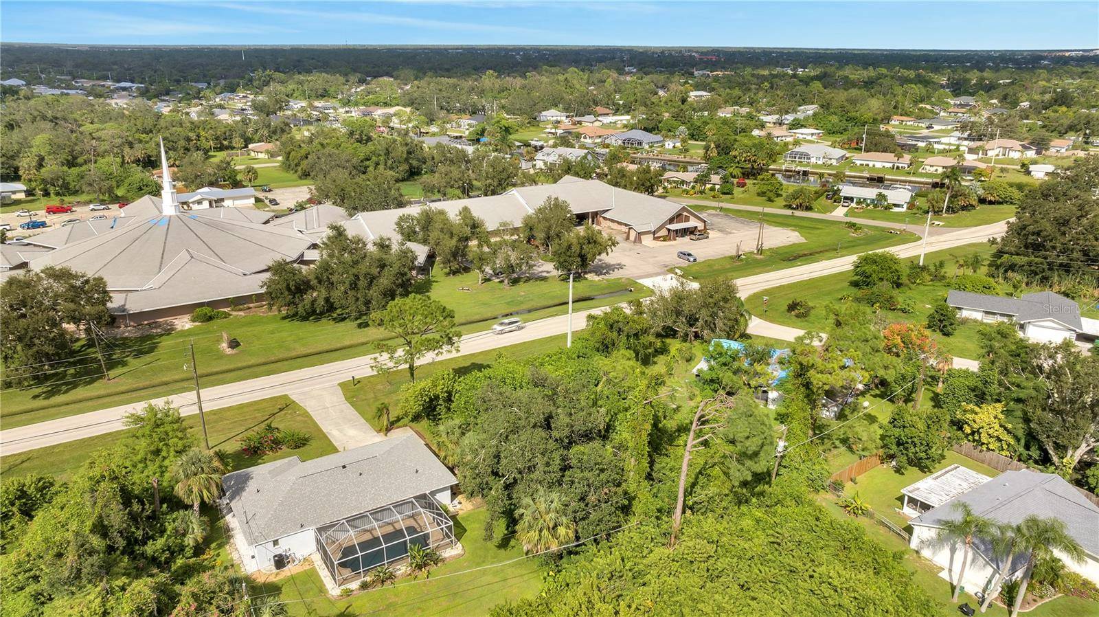 18571 EDGEWATER DR, Port Charlotte, FL 33948