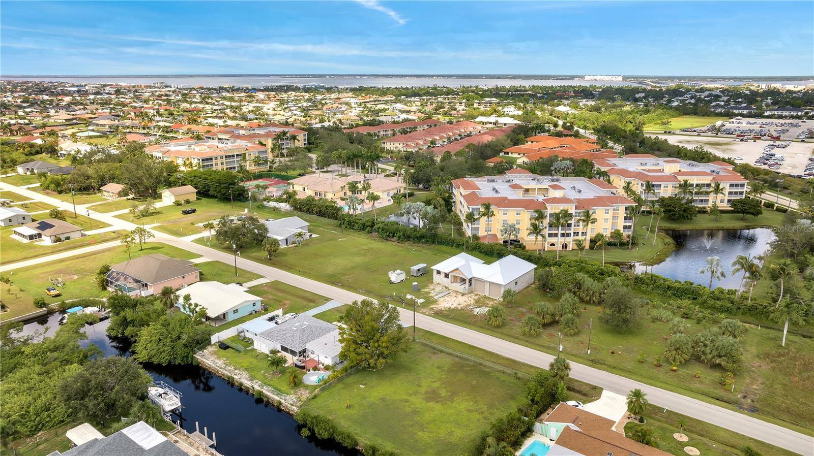 321 POMPANO TER, Punta Gorda, FL 33950