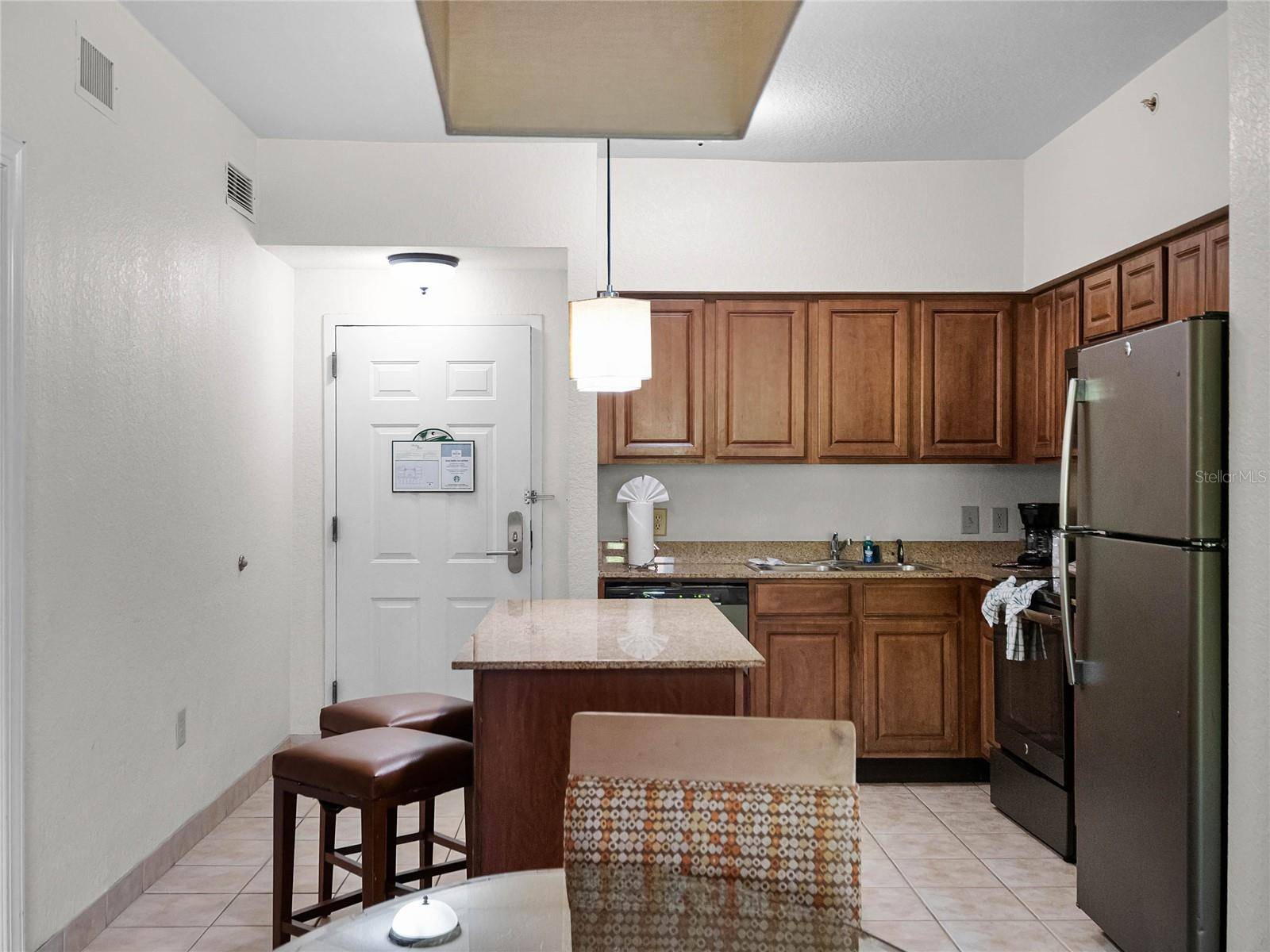 12539 FLORIDAYS RESORT DR #305-D, Orlando, FL 32821