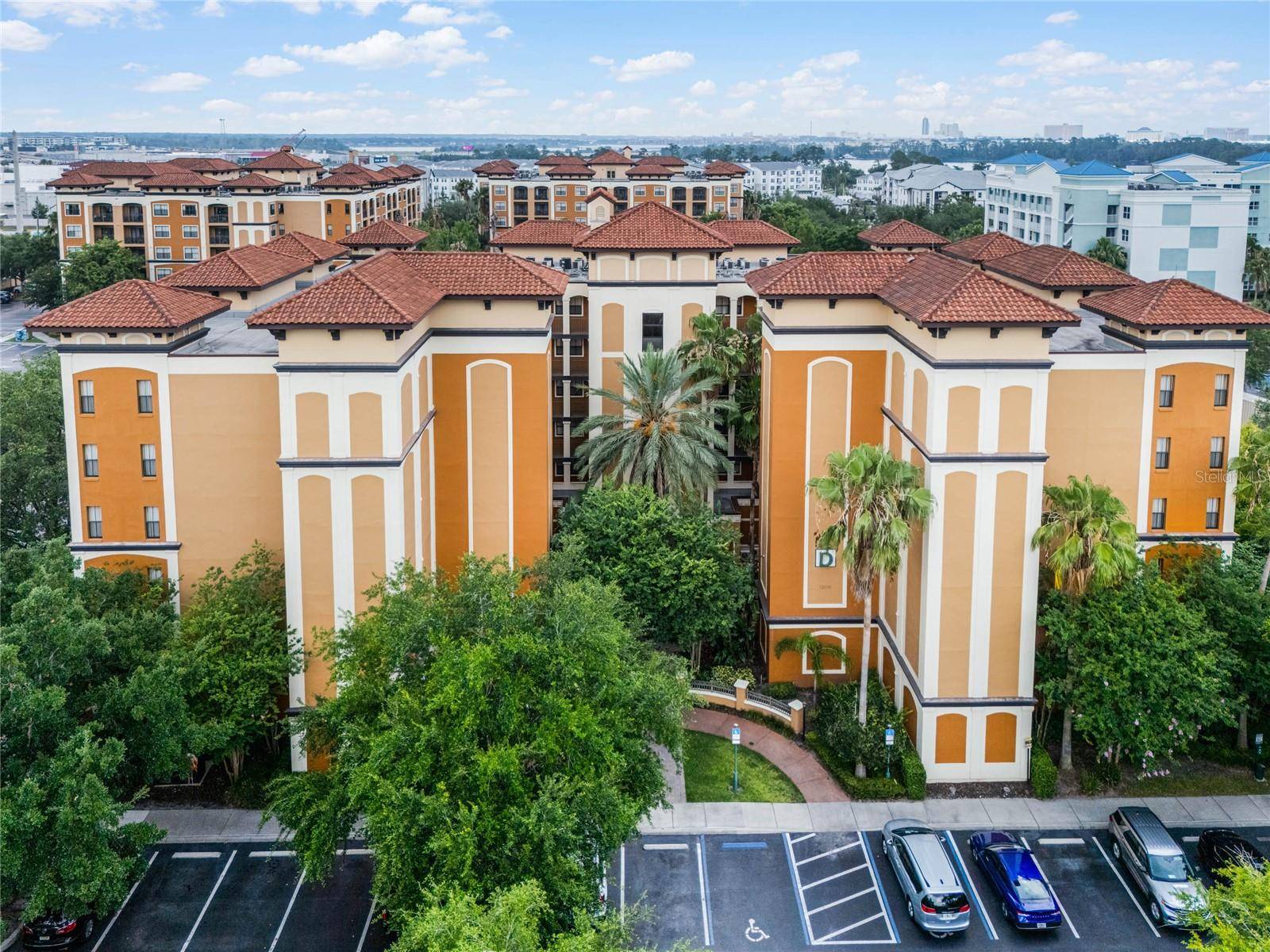 12539 FLORIDAYS RESORT DR #305-D, Orlando, FL 32821
