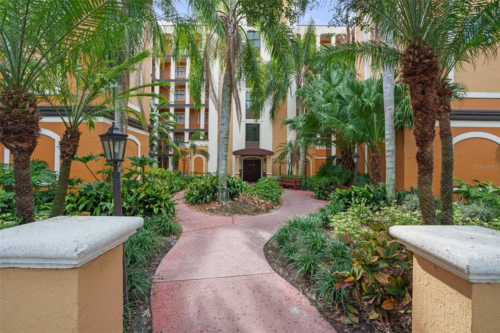 12538 FLORIDAYS RESORT DR #411, Orlando, FL 32821