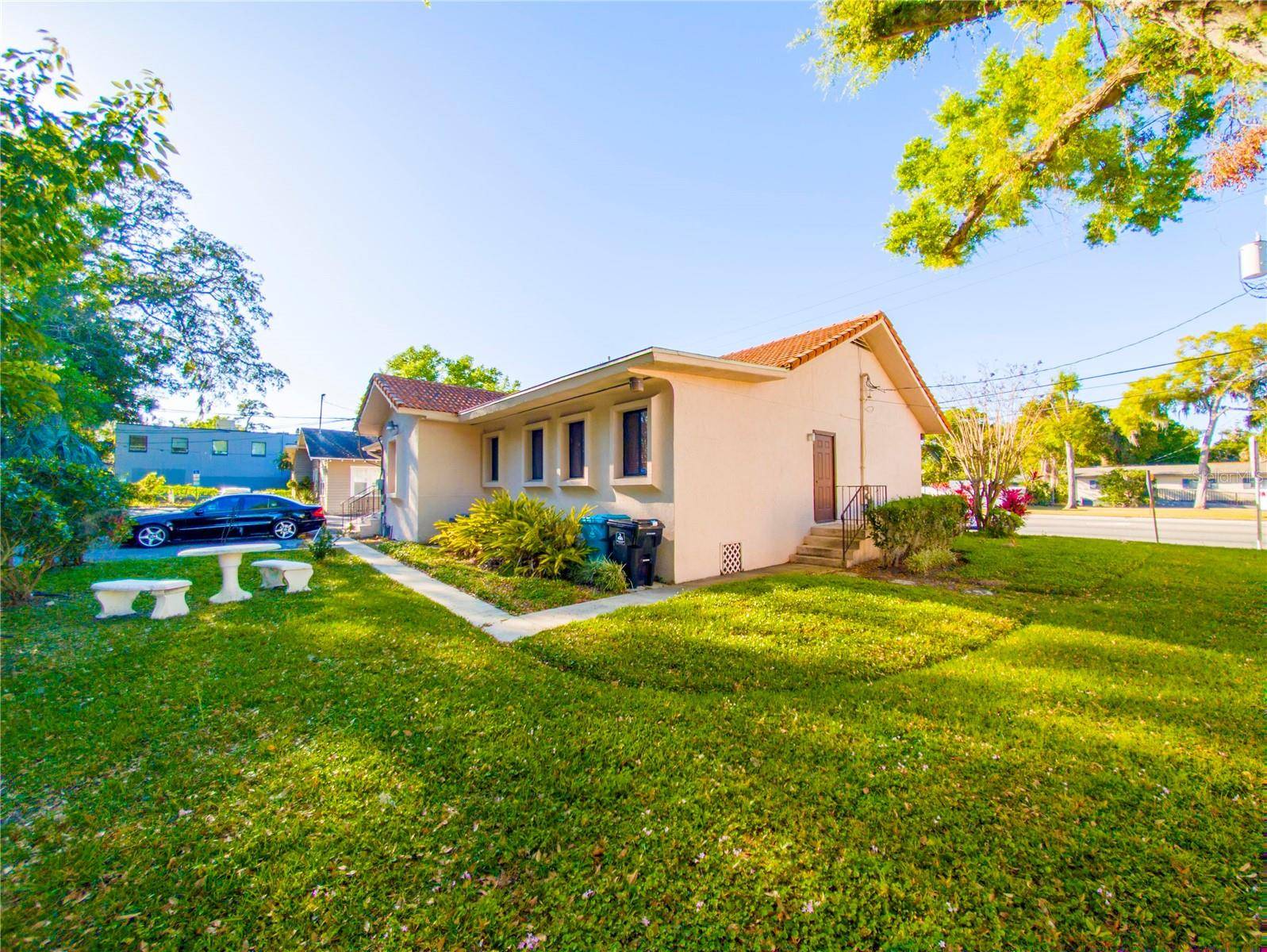 802 E COLONIAL DR, Orlando, FL 32803