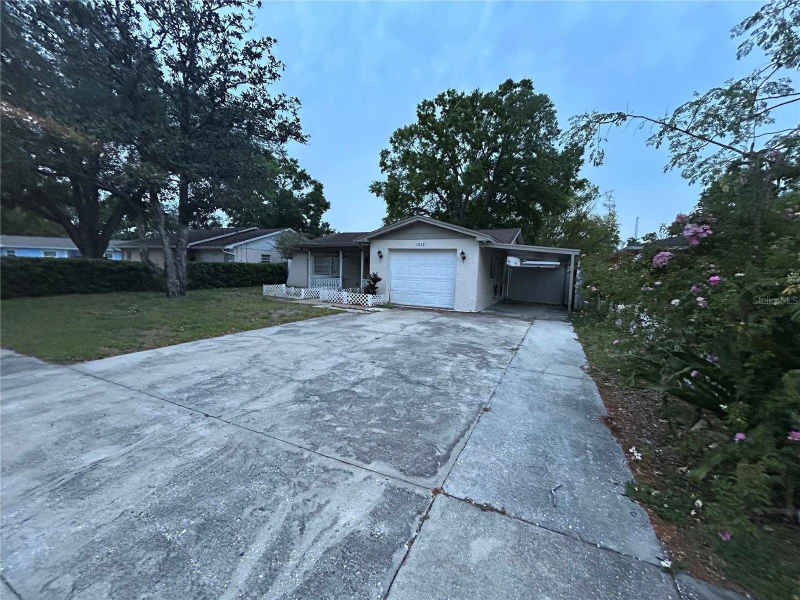 1912 W CLINTON ST, Tampa, FL 33604