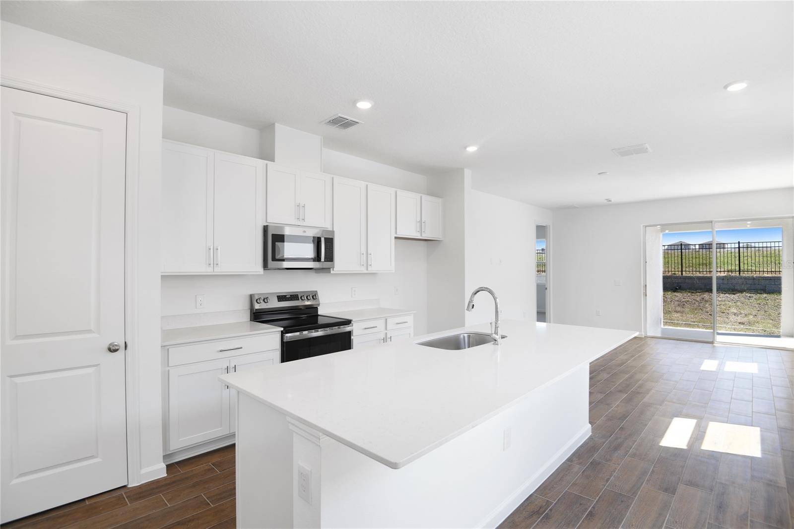 6373 CLOVER ST, Lake Hamilton, FL 33851