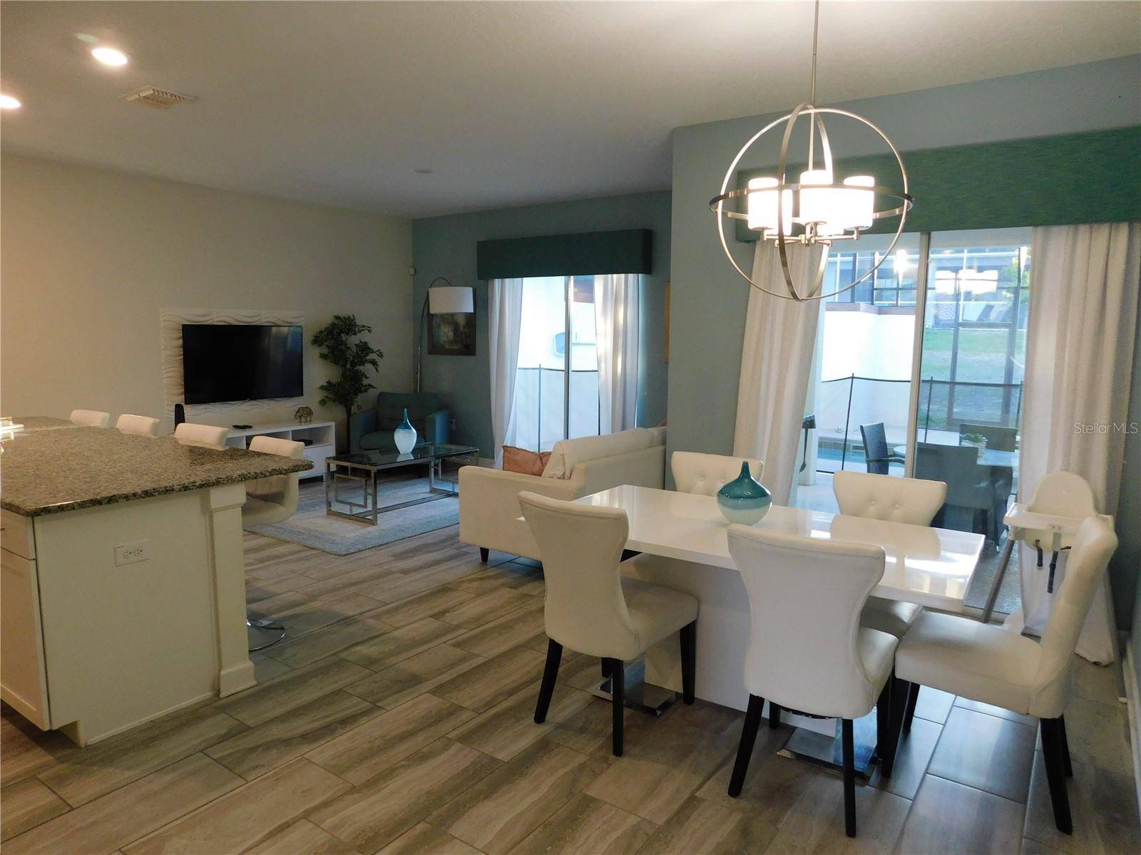 9079 DOGLEG DR, Davenport, FL 33896