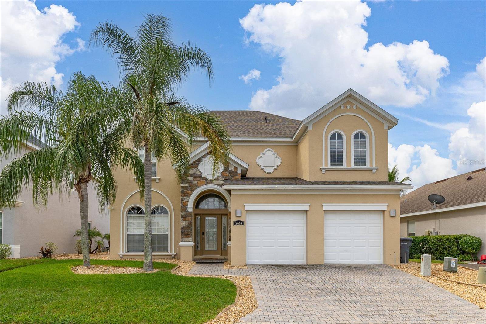2663 SAND HILL POINT CIR, Davenport, FL 33837