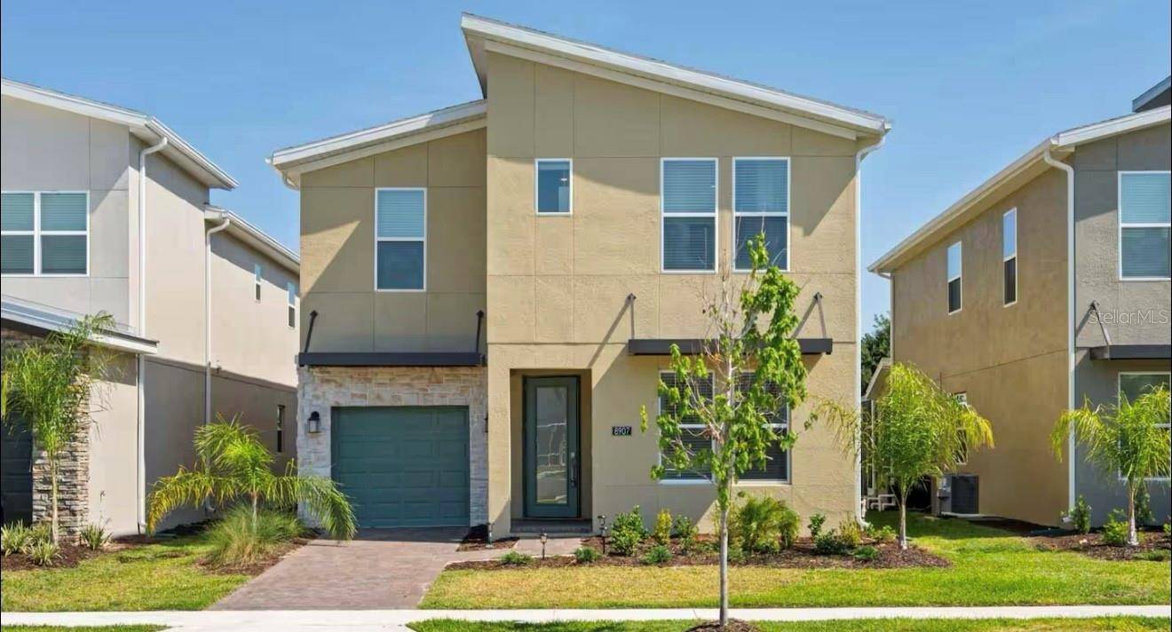 8907 PLAY THROUGH DR, Davenport, FL 33896
