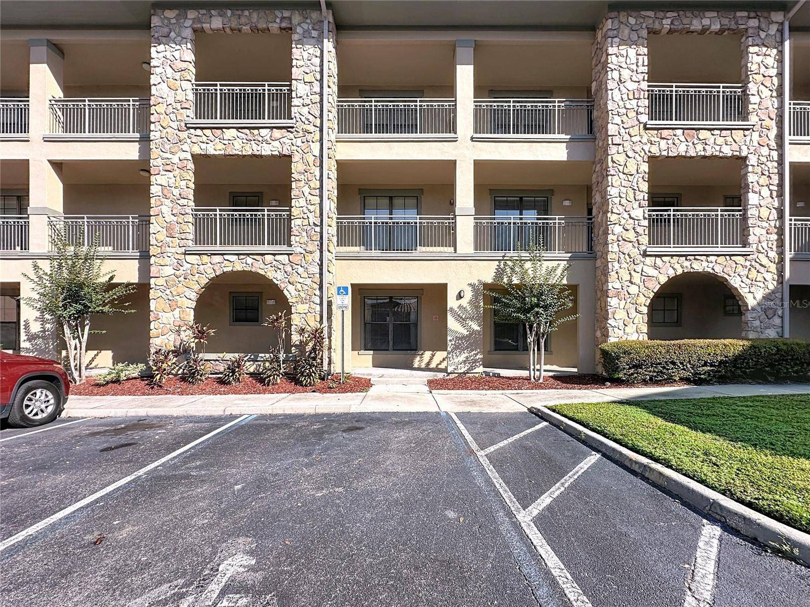902 CHARO Pkwy #622, Davenport, FL 33897
