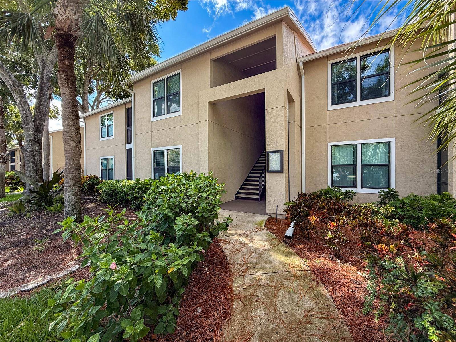 4057 N CROCKERS LAKE BLVD #23, Sarasota, FL 34238