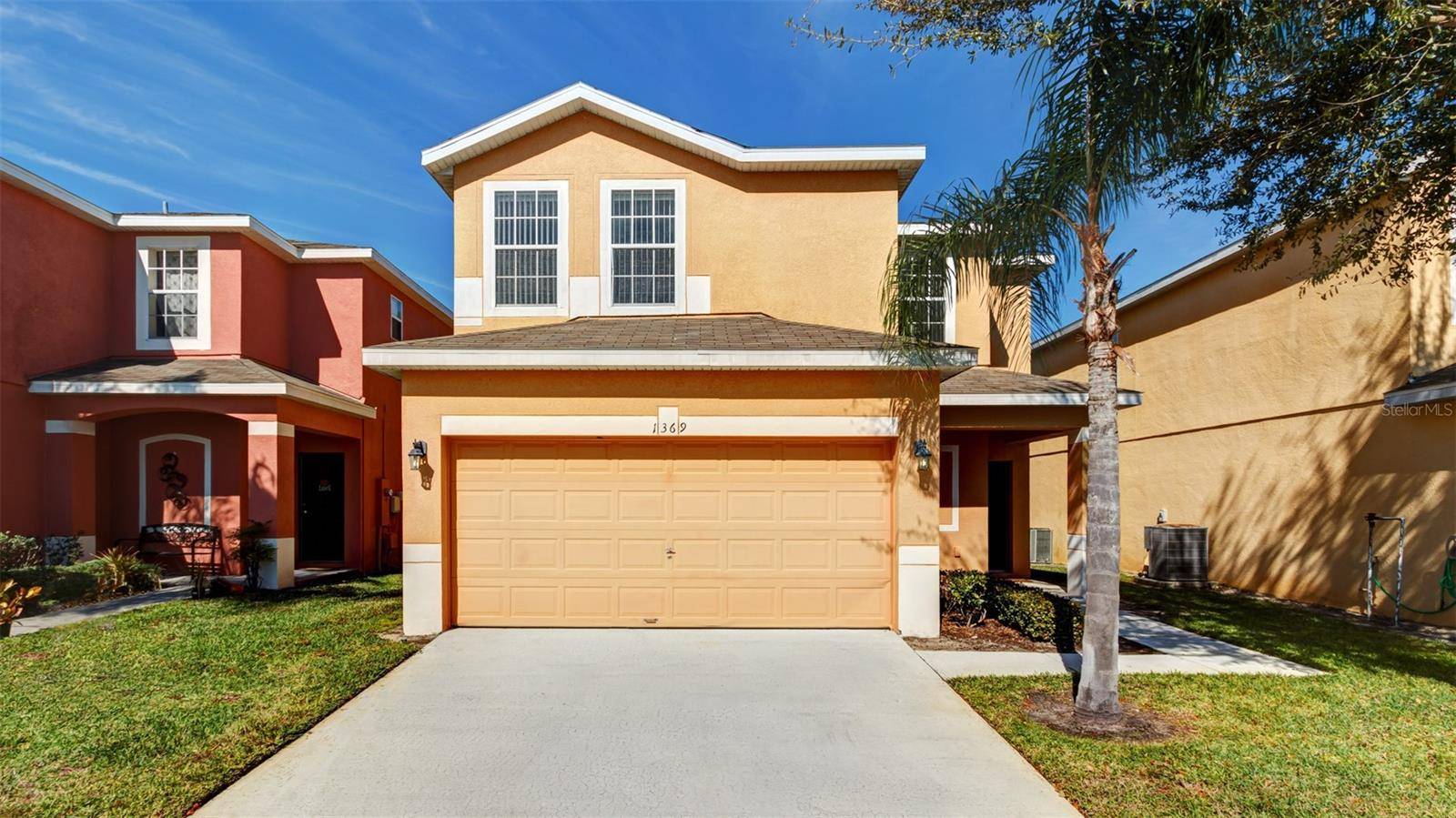 1369 ROYAL RIDGE DR, Davenport, FL 33896