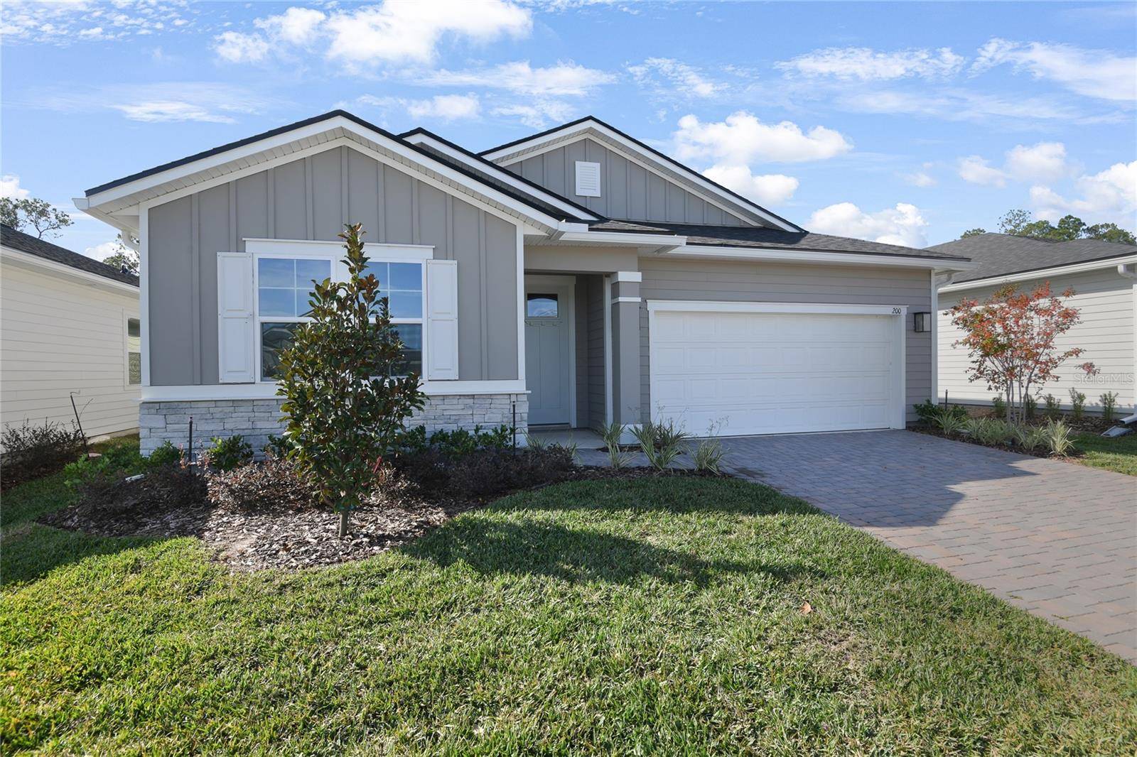 200 ENCLAVE AVE, Palm Coast, FL 32164