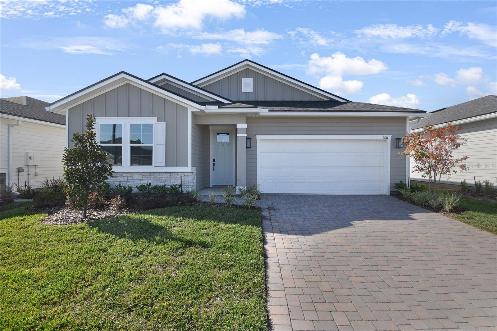 200 ENCLAVE AVE, Palm Coast, FL 32164