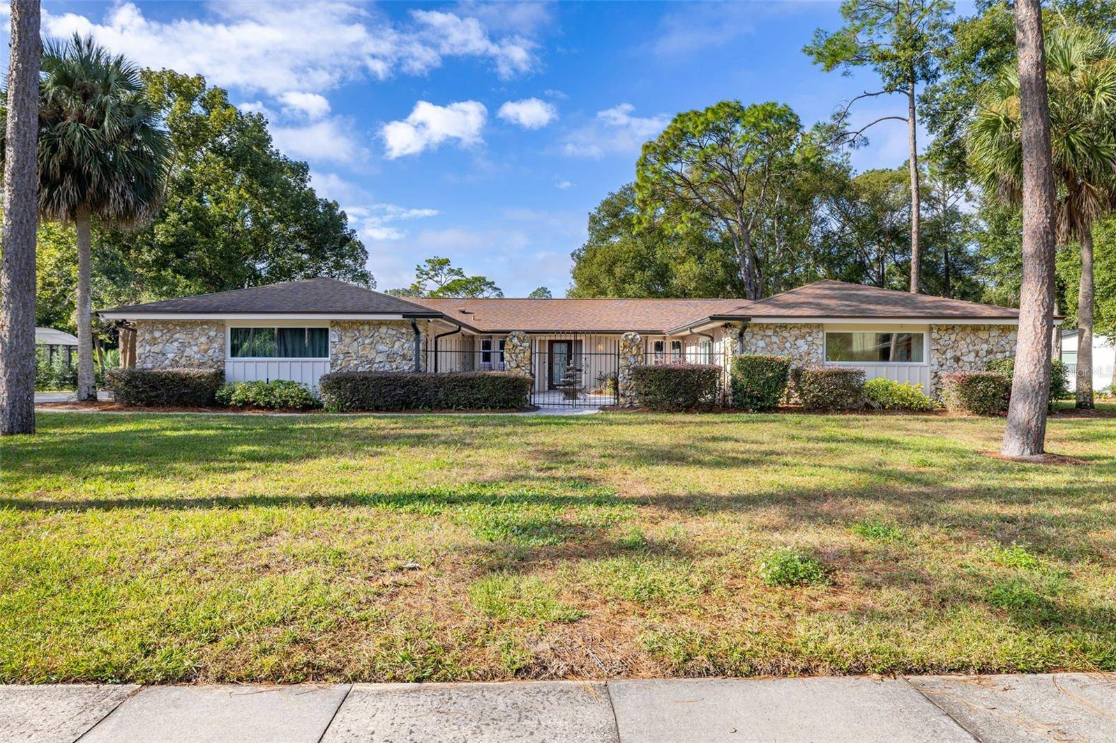 204 BLUE LAKE DR, Longwood, FL 32779