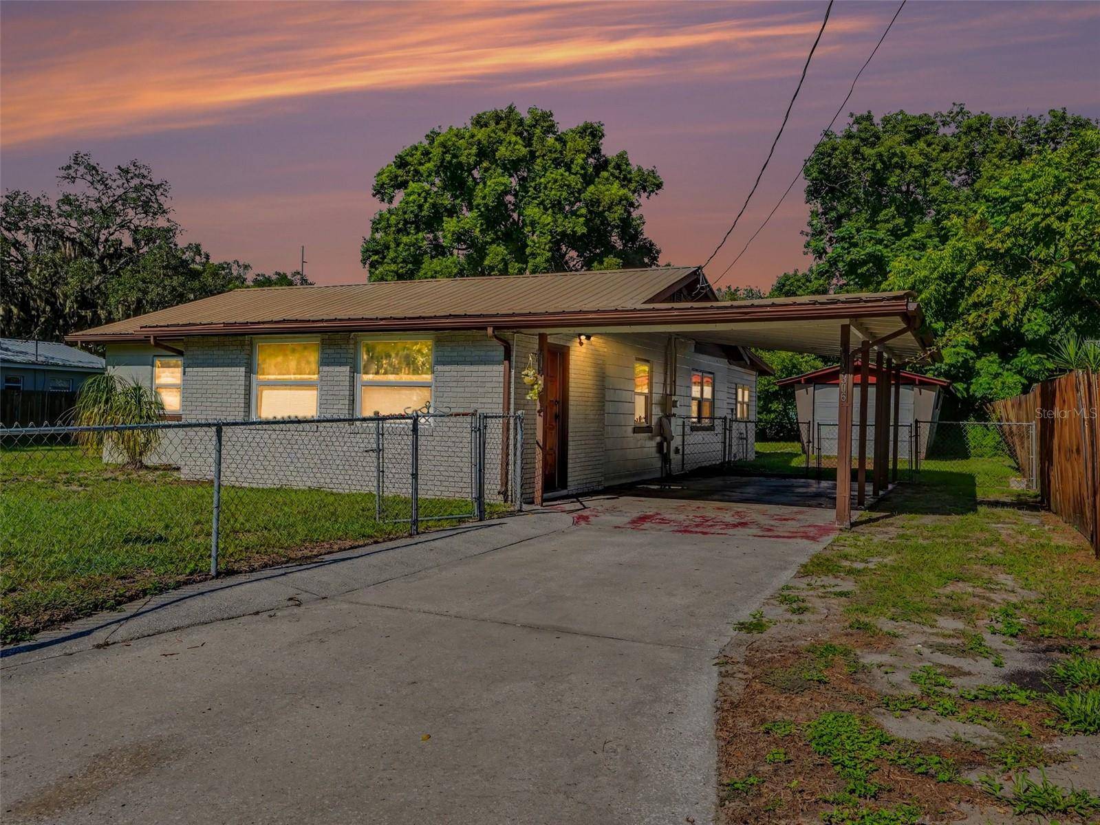 306 FLORIDA DR, Auburndale, FL 33823