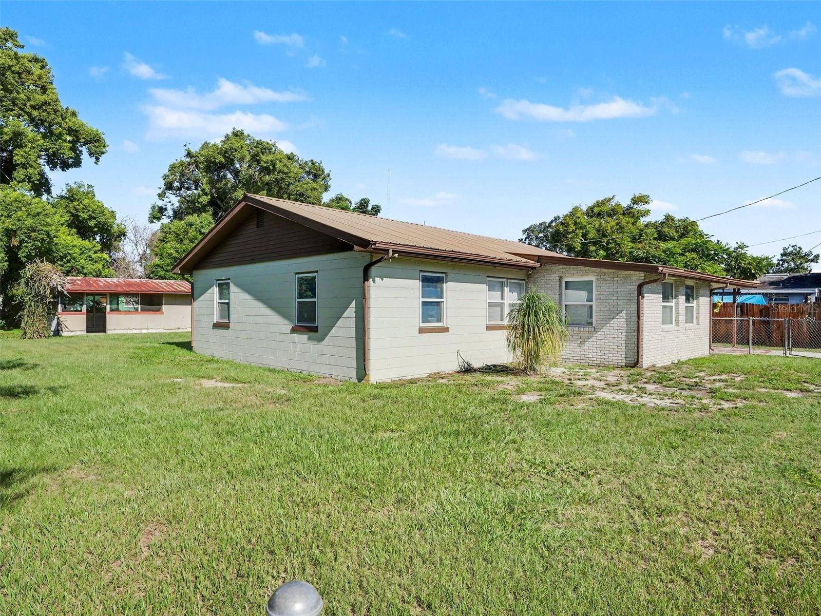 306 FLORIDA DR, Auburndale, FL 33823