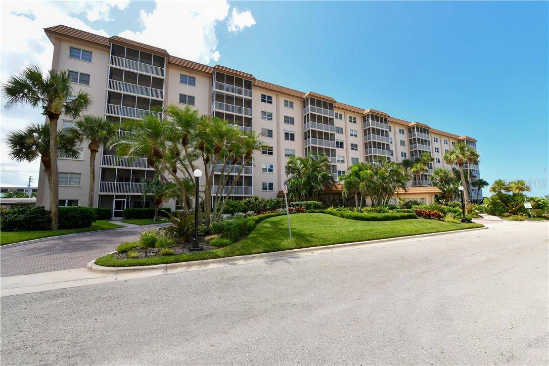 800 BENJAMIN FRANKLIN DR #403, Sarasota, FL 34236