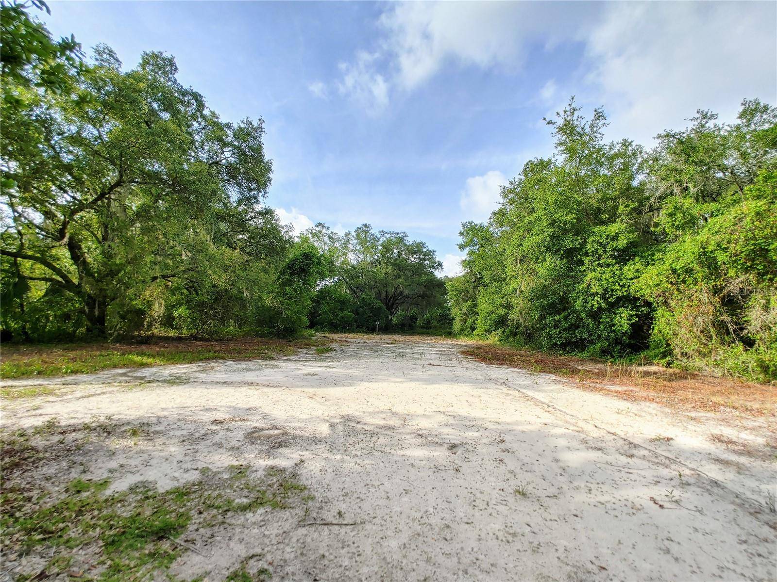 7819 E ELM ST, Tampa, FL 33610