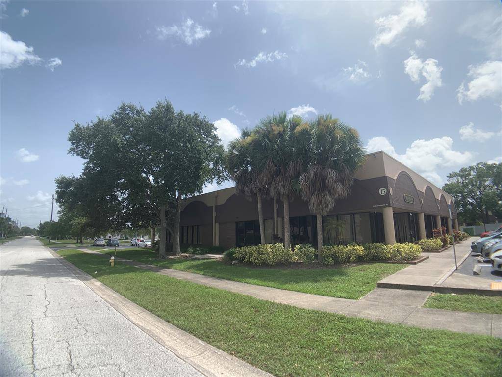 13191 STARKEY RD #15 & 16, Largo, FL 33773