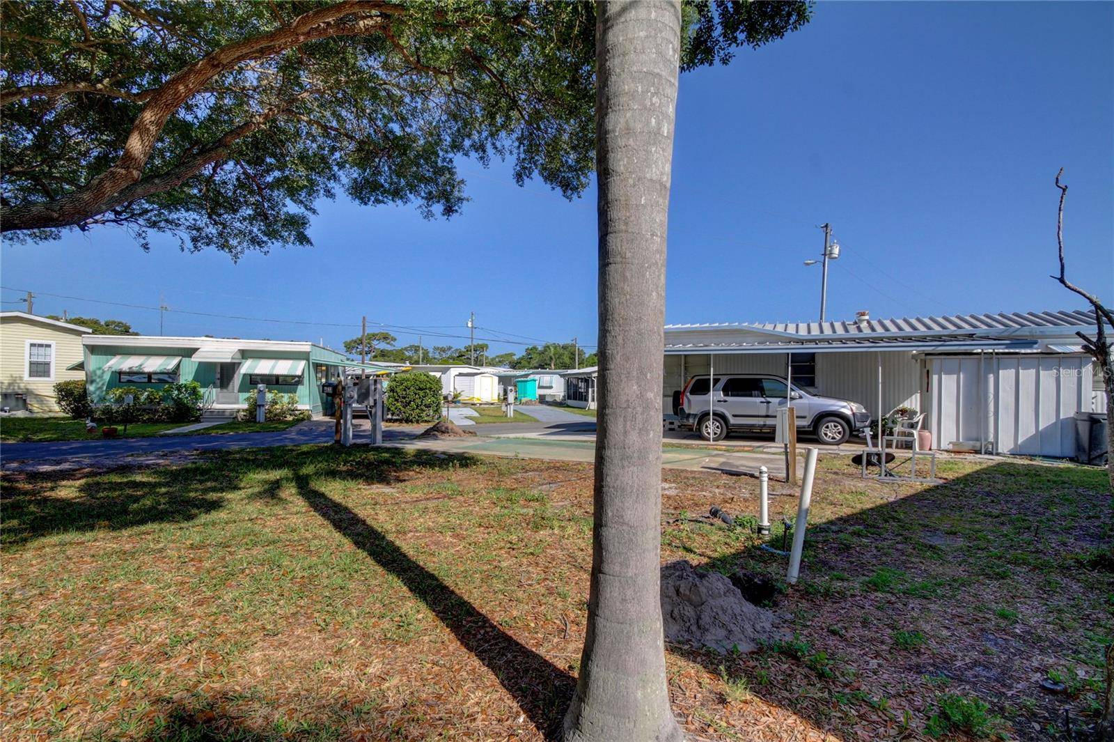 4677 66TH LN N #1, St Petersburg, FL 33709