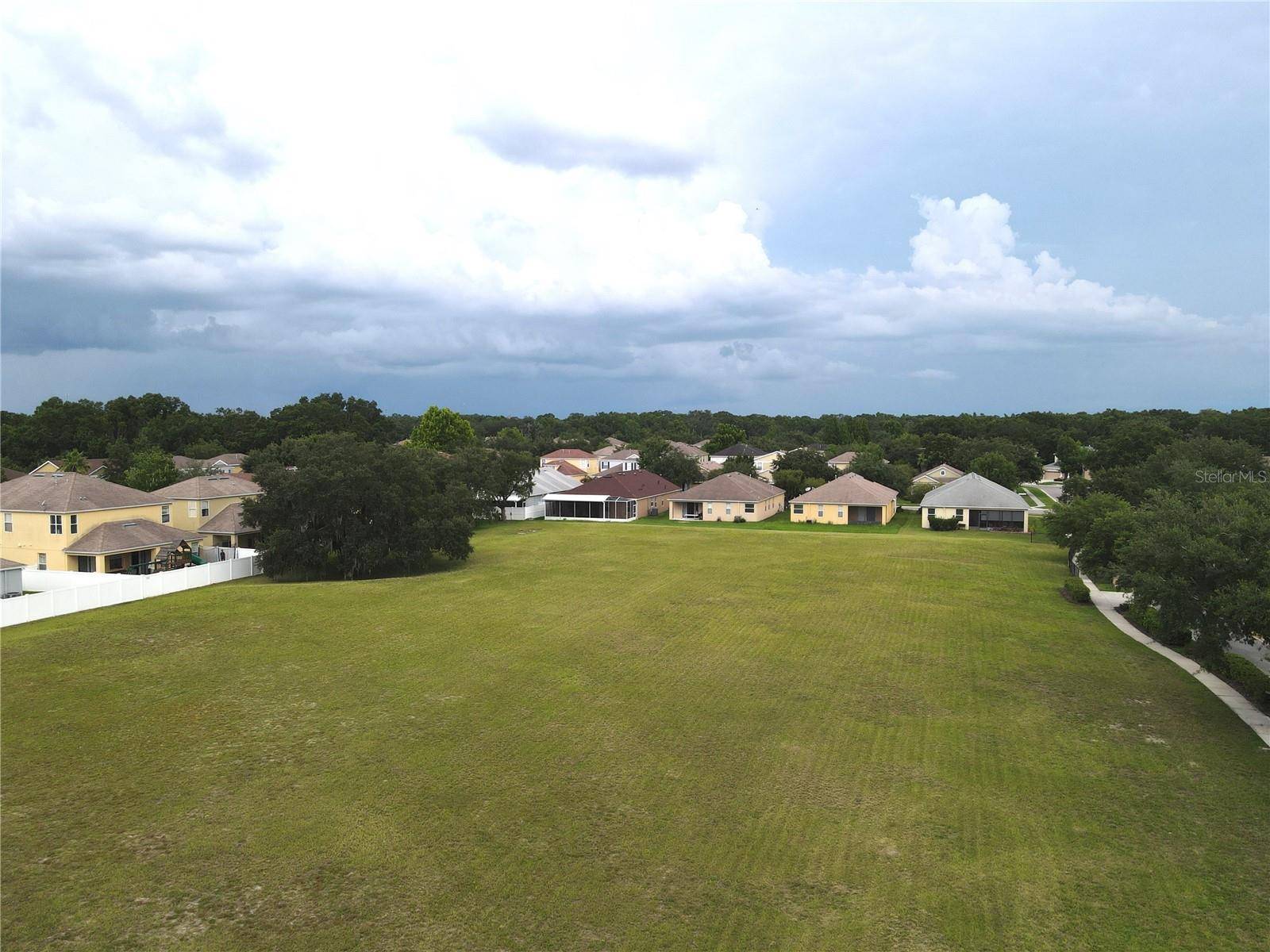 1035 NASHVILLE DR, Wesley Chapel, FL 33544