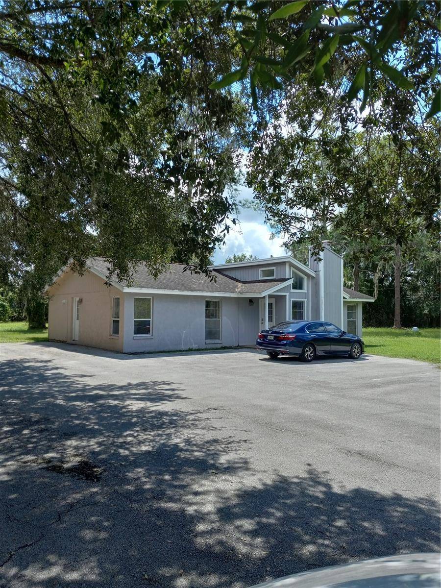 2902 W LUTZ LAKE FERN RD, Lutz, FL 33558