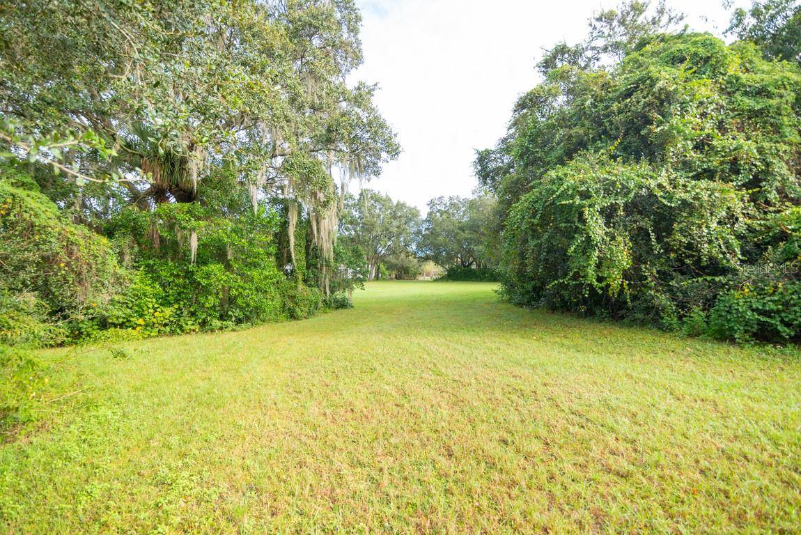 9358 HARNEY RD, Thonotosassa, FL 33592