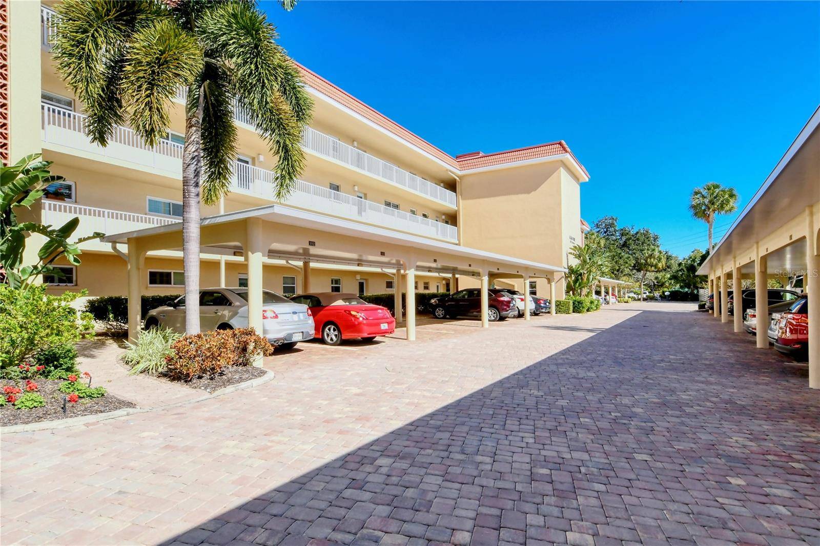 1257 S PORTOFINO DR #38ALBA, Sarasota, FL 34242
