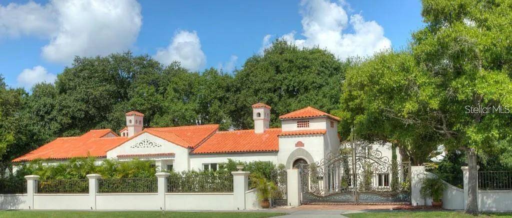 100 W DAVIS BLVD, Tampa, FL 33606