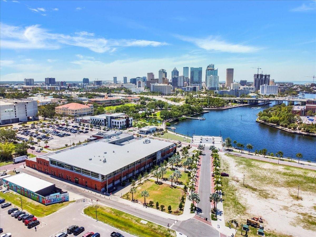 1823 E 5TH AVE, Tampa, FL 33605