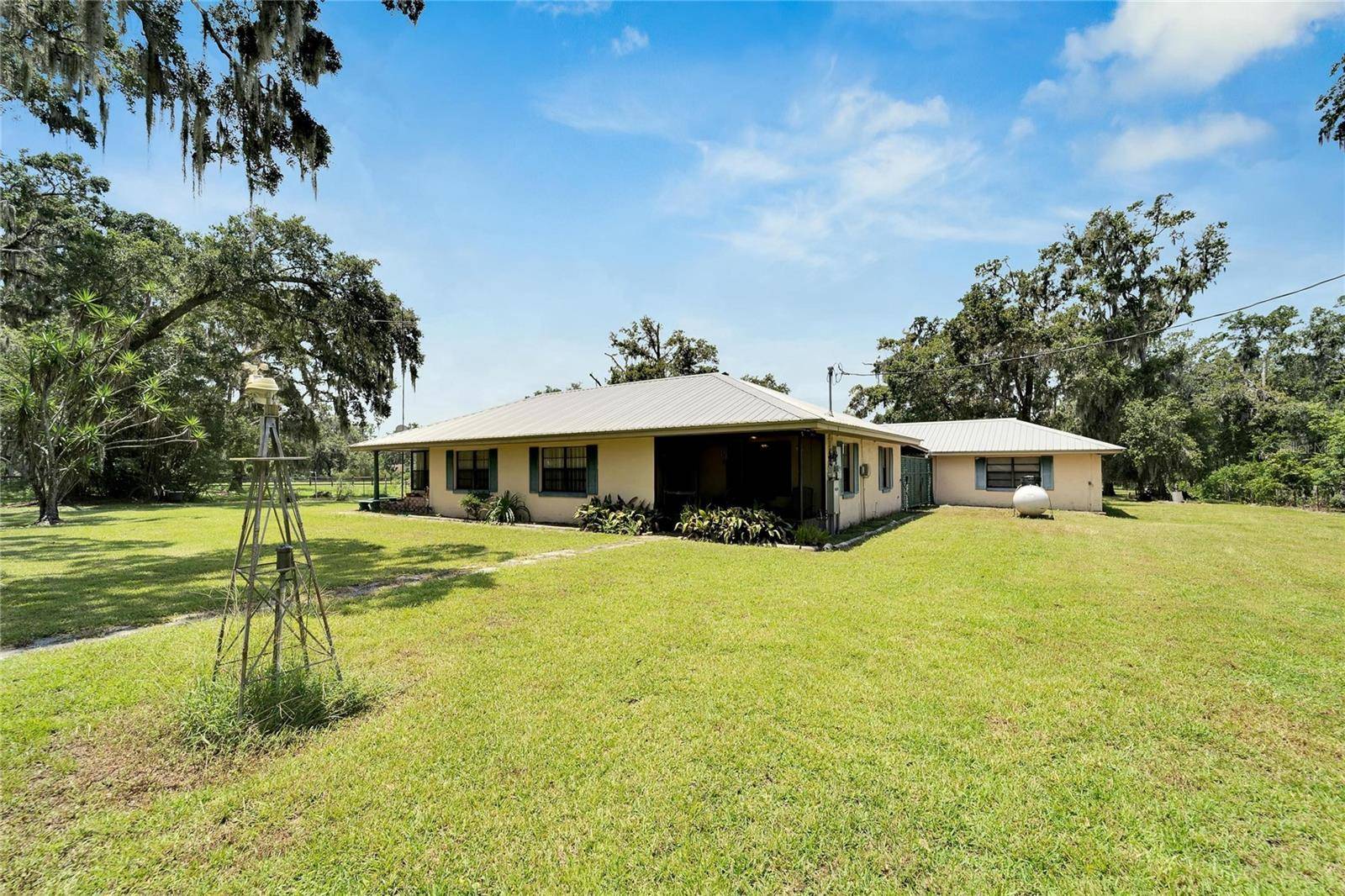 3003 N WILDER RD, Plant City, FL 33563