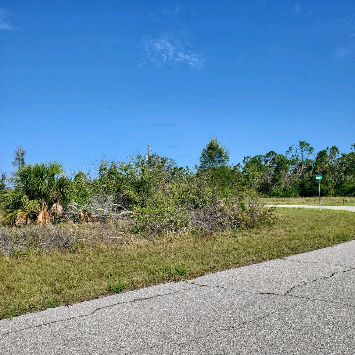 16285 RENNIE RD, Port Charlotte, FL 33981