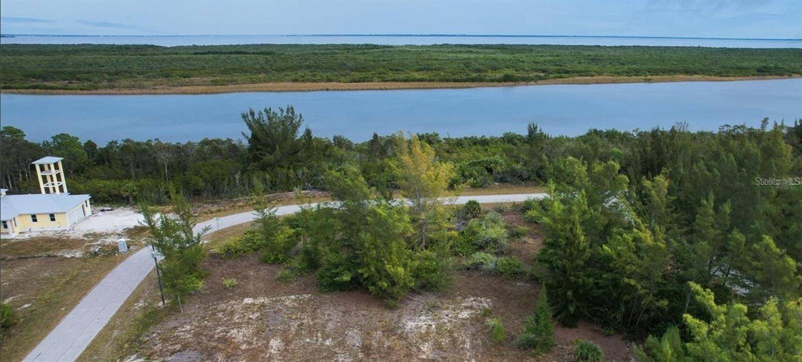 16285 RENNIE RD, Port Charlotte, FL 33981