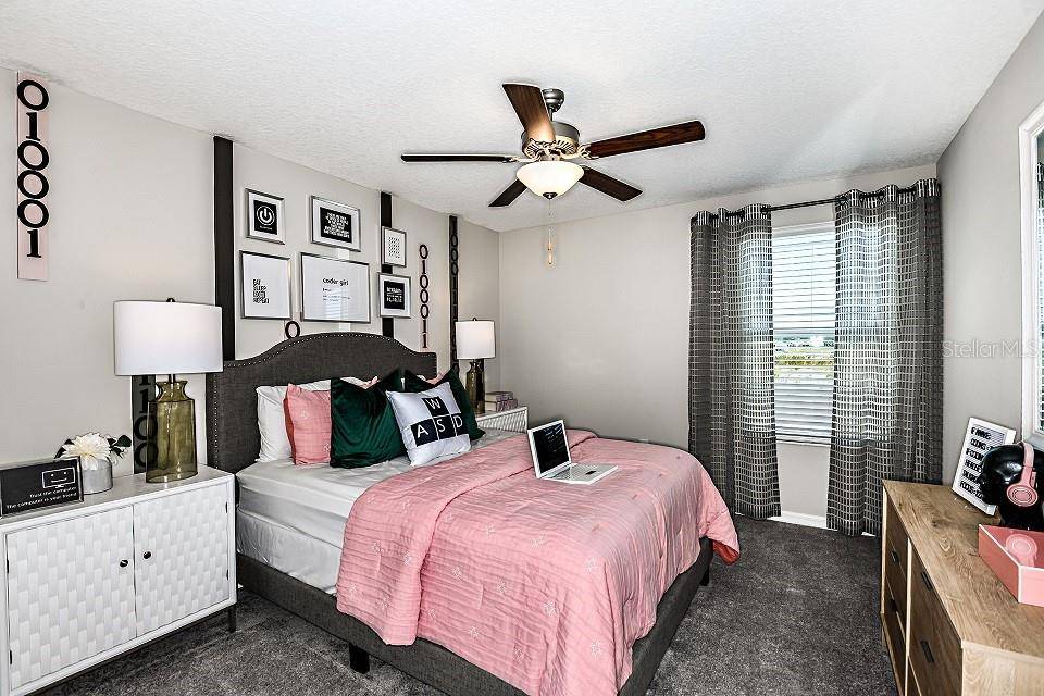 2115 LANIER RD, Zephyrhills, FL 33541