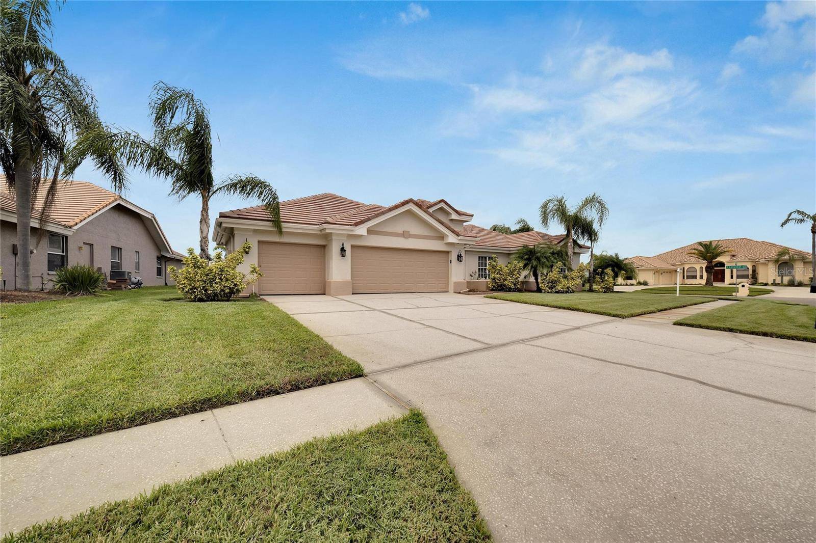 10301 MANTA WAY, Tampa, FL 33615