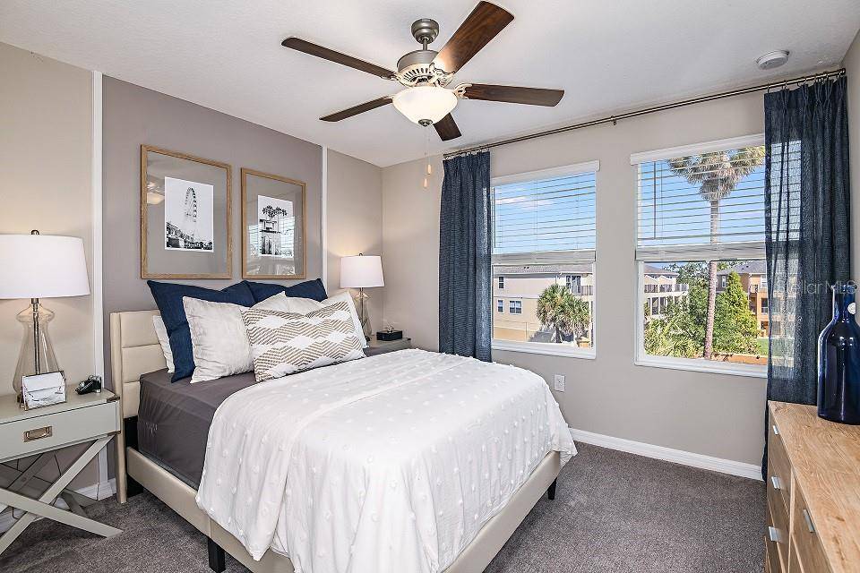 822 TENNYSON MILL CIR, Tampa, FL 33619