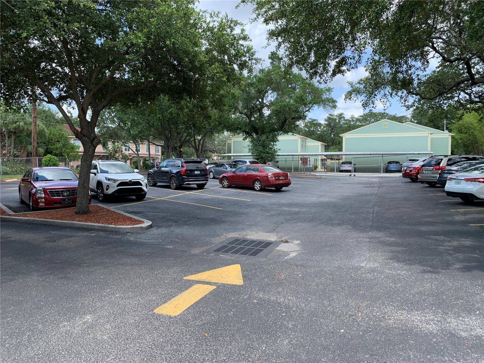 2111 W SWANN AVE, Tampa, FL 33606