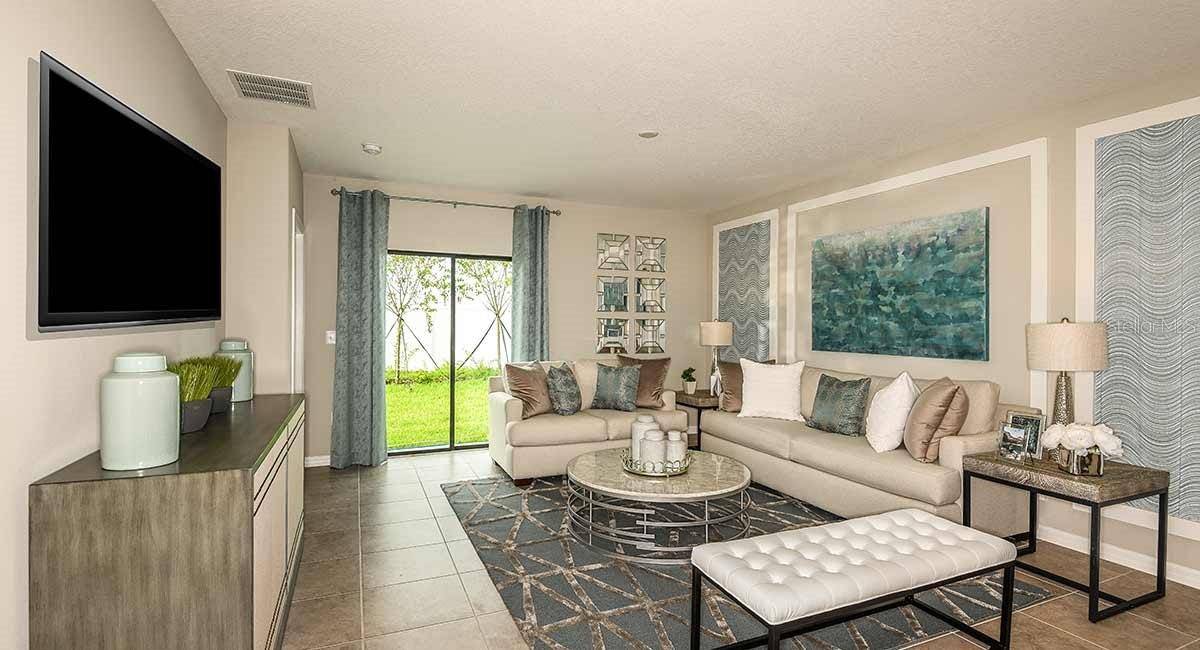 2488 LEONIA LN, Zephyrhills, FL 33541