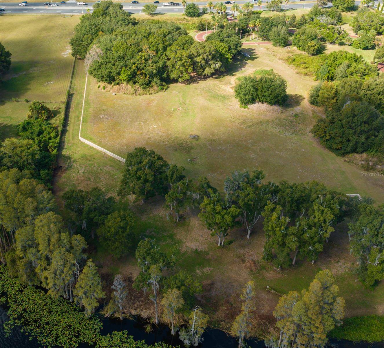 105 BELLAMERE PALMS CT, Lutz, FL 33549