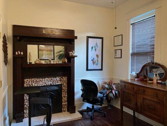 806 W DE LEON ST, Tampa, FL 33606