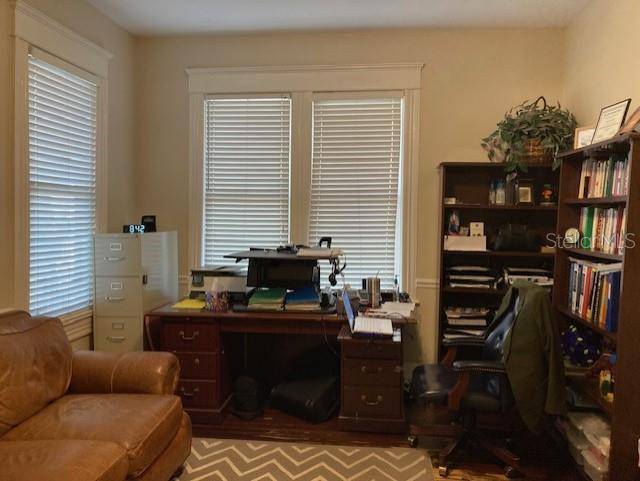 806 W DE LEON ST, Tampa, FL 33606