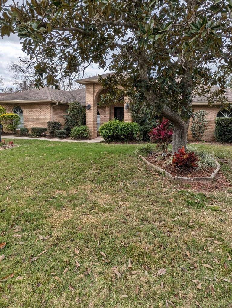 72 SPRING LAKE DR, Debary, FL 32713