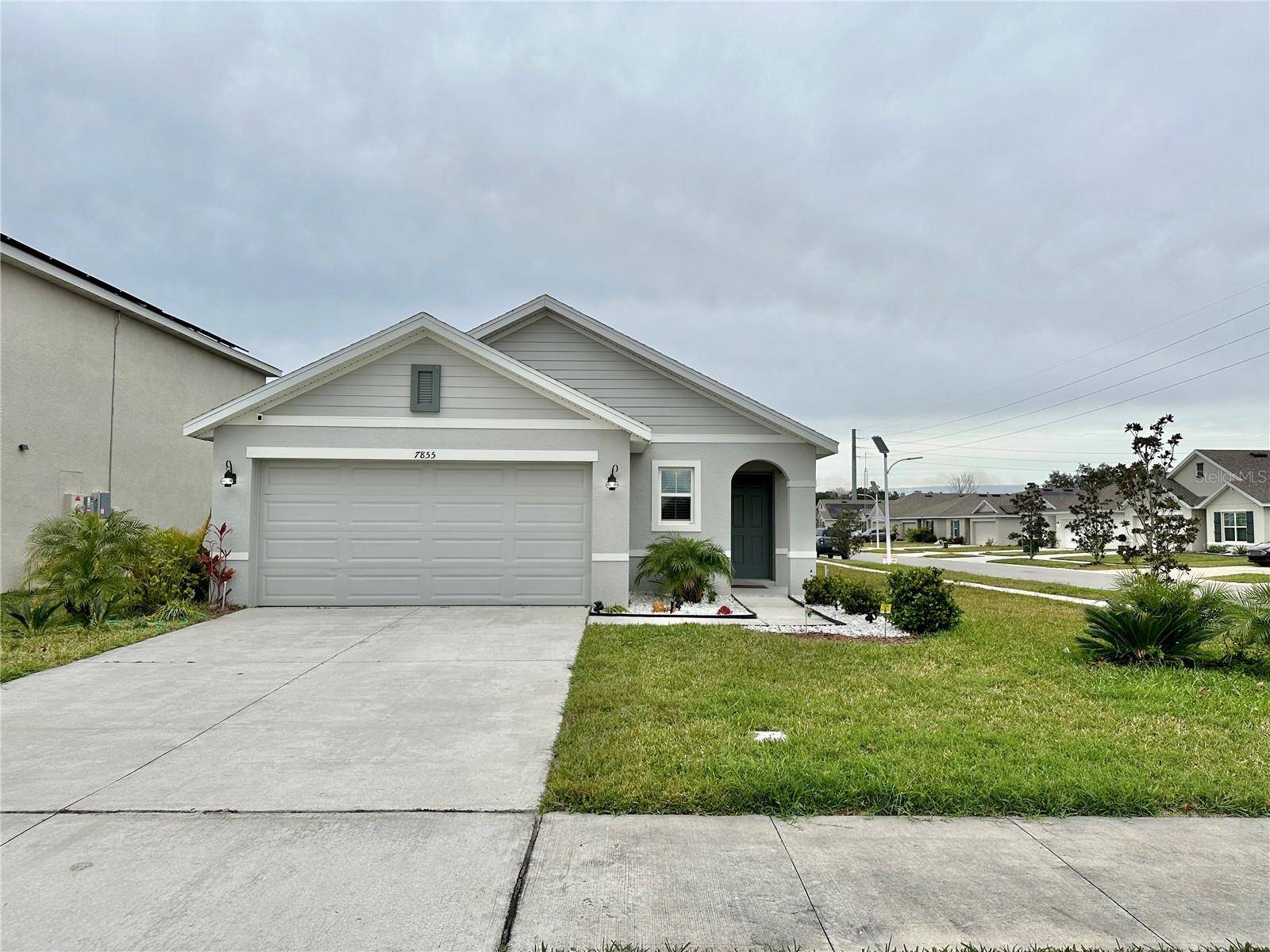 7855 DAVIE RAY DR, Zephyrhills, FL 33540