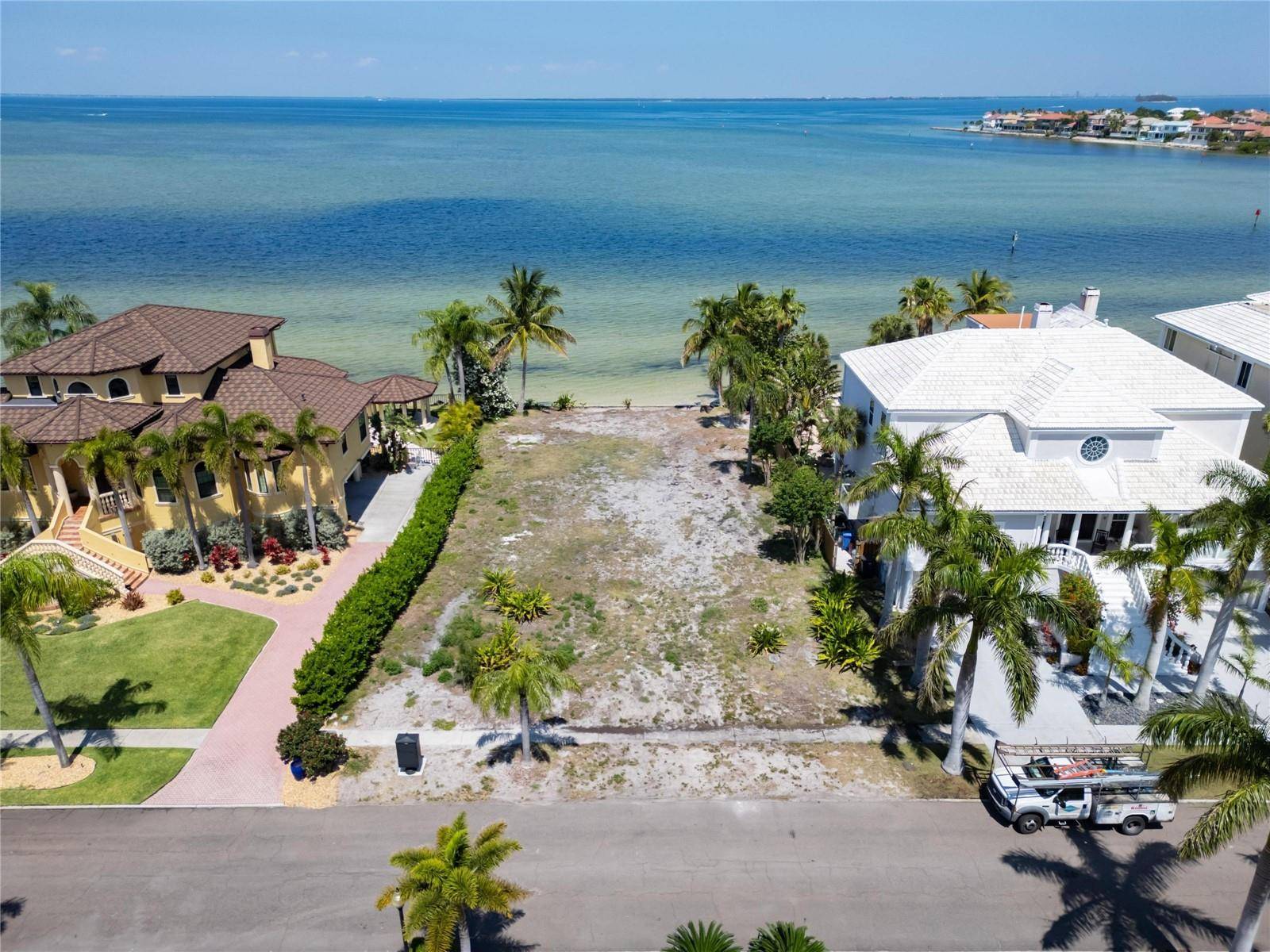 1013 SYMPHONY ISLES BLVD, Apollo Beach, FL 33572