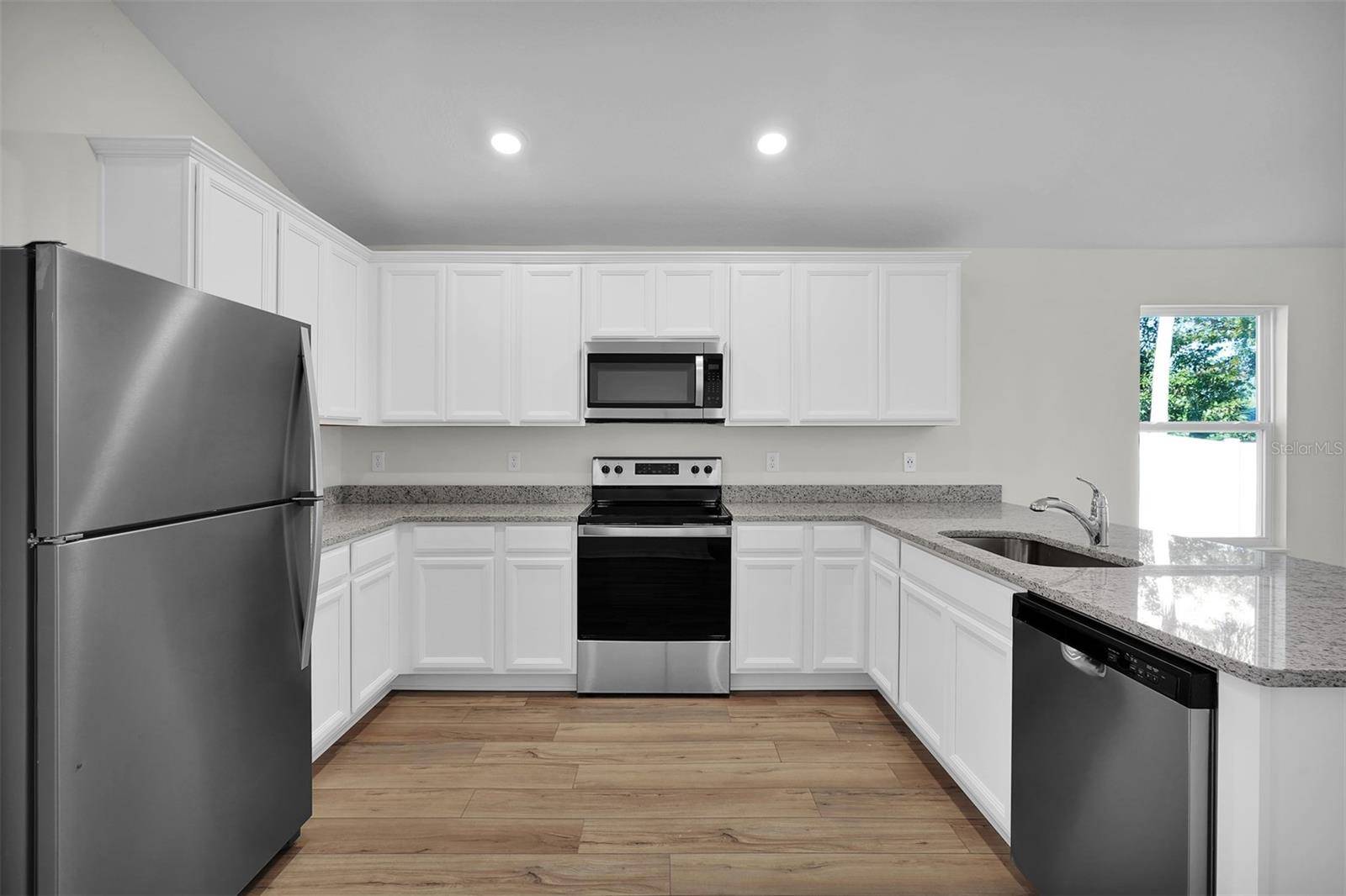 418 MARION OAKS LN, Ocala, FL 34473