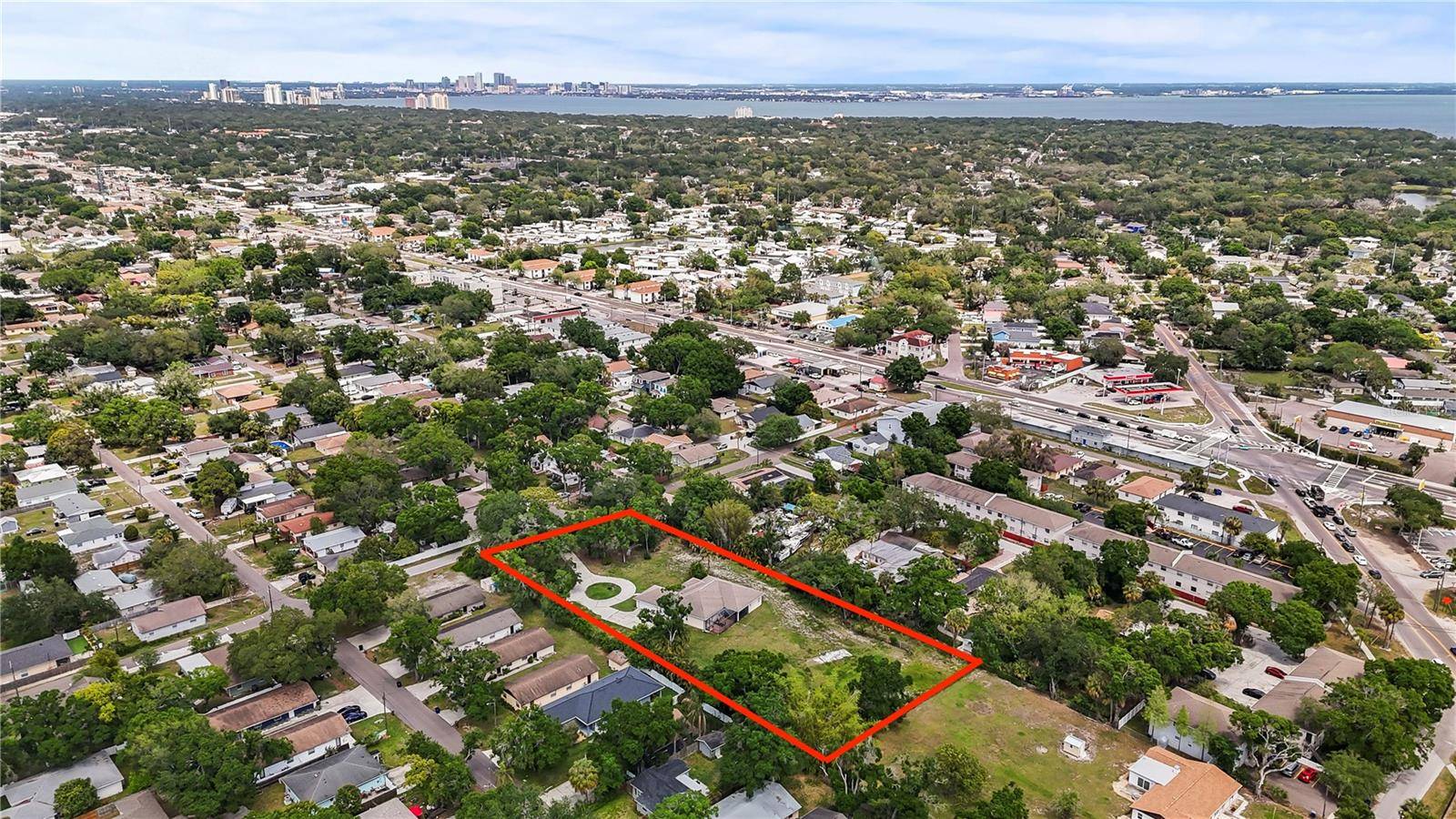 3902 W ELROD AVE, Tampa, FL 33616