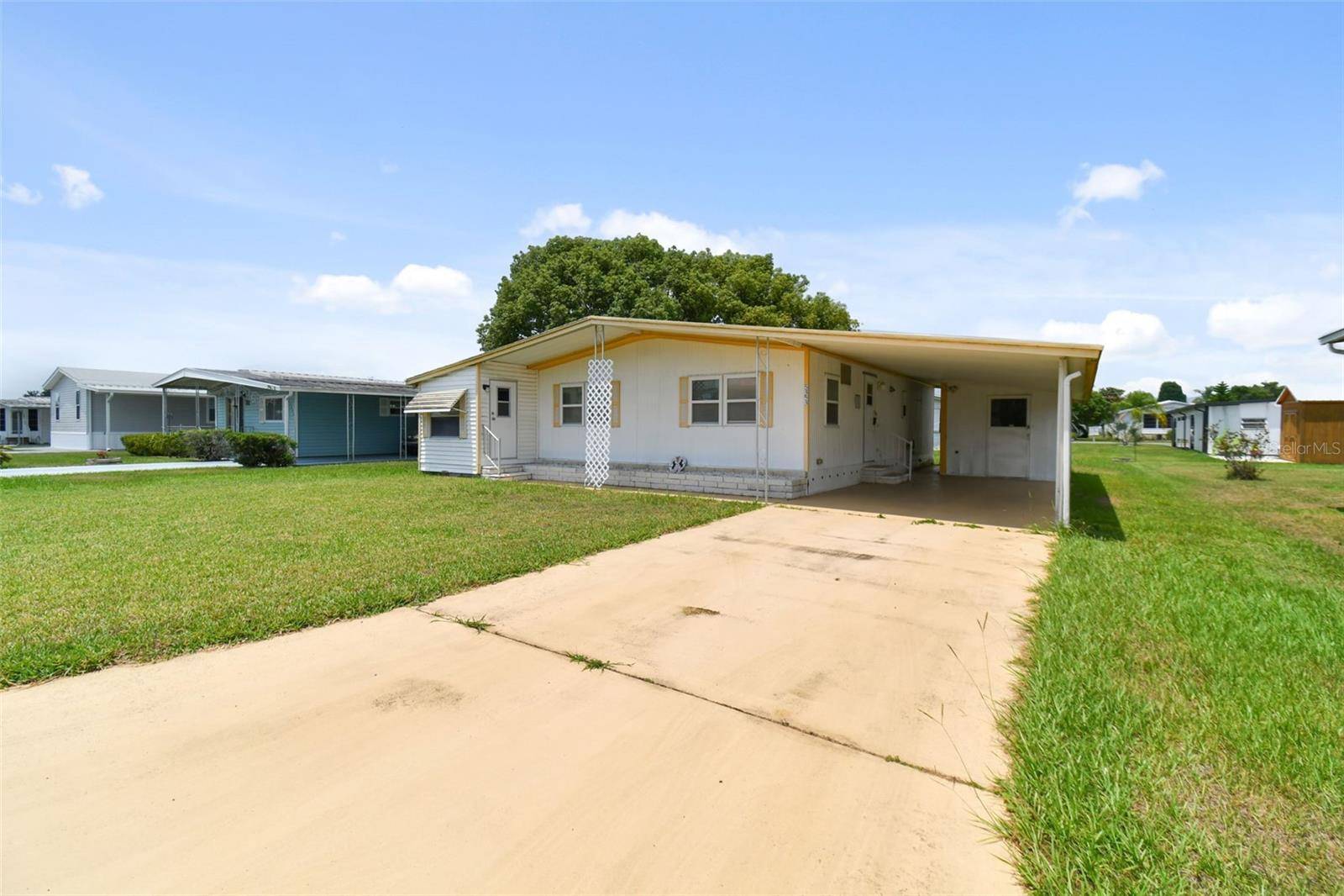 5353 COMANCHE ST, Zephyrhills, FL 33542