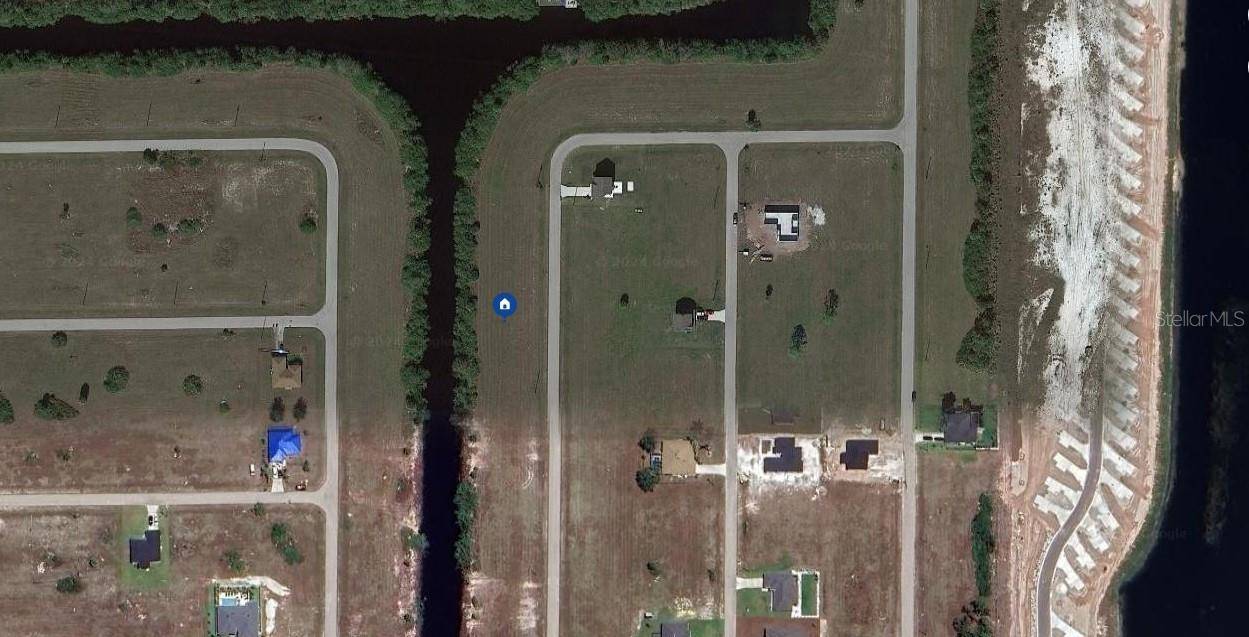 4042 NW 37TH AVE, Cape Coral, FL 33993