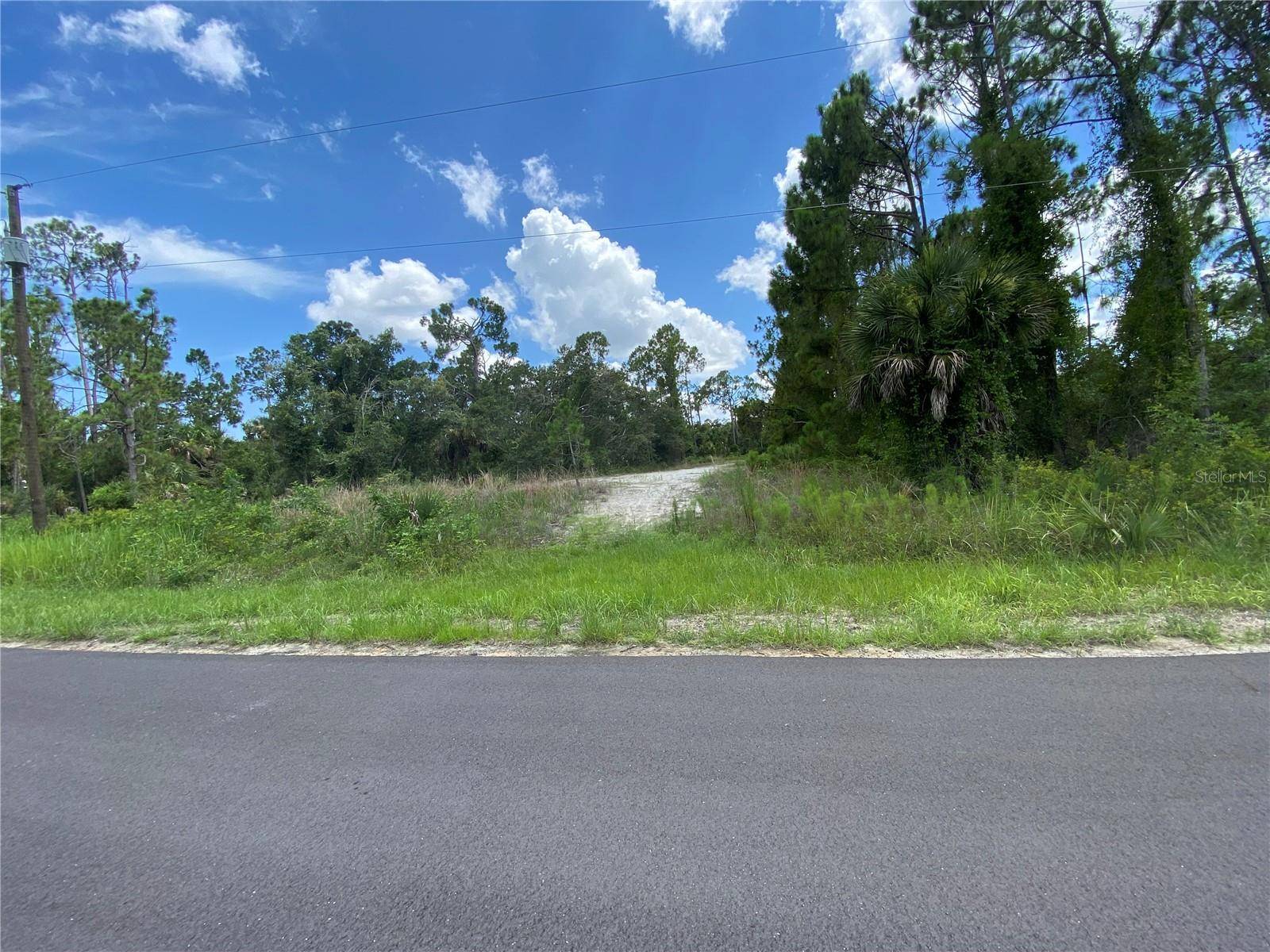 HAMPSHIRE CIR, North Port, FL 34288